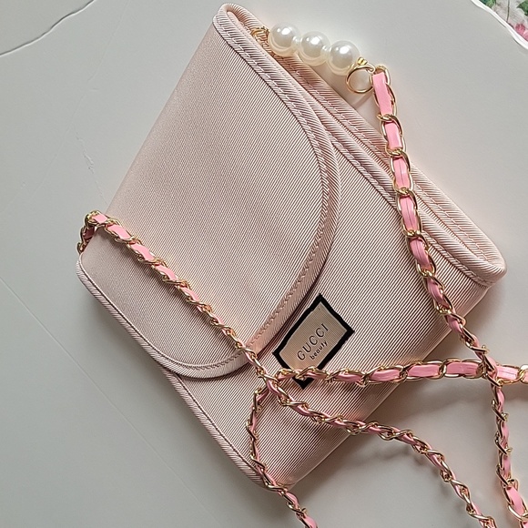 Gucci Light Pink Floral Pouch - Picture 10 of 10